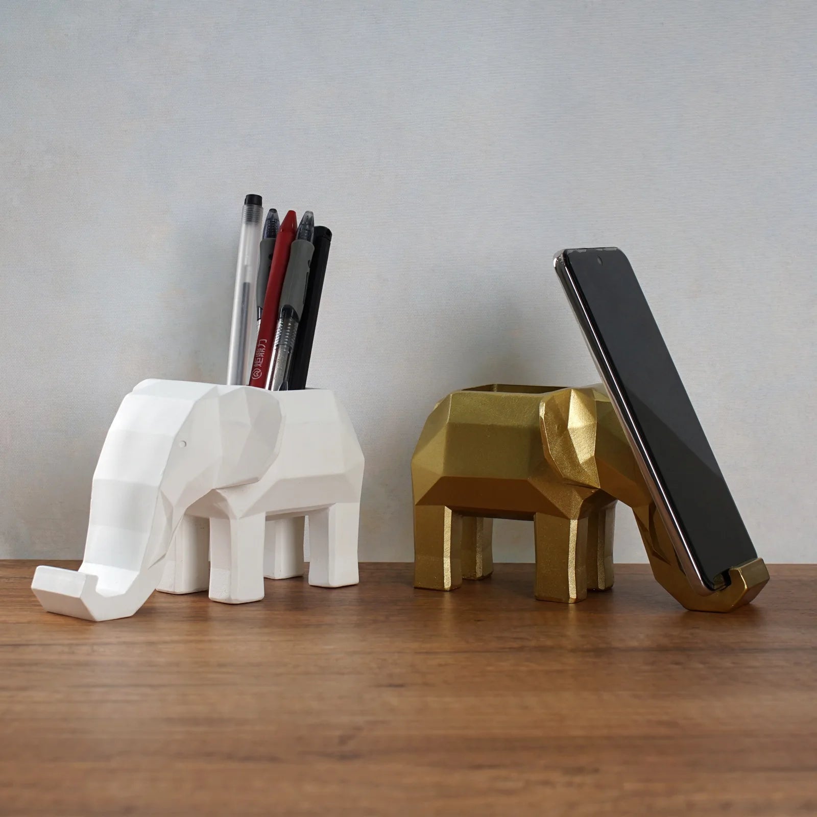 Guérip Geometric Elephant Desk Organizer