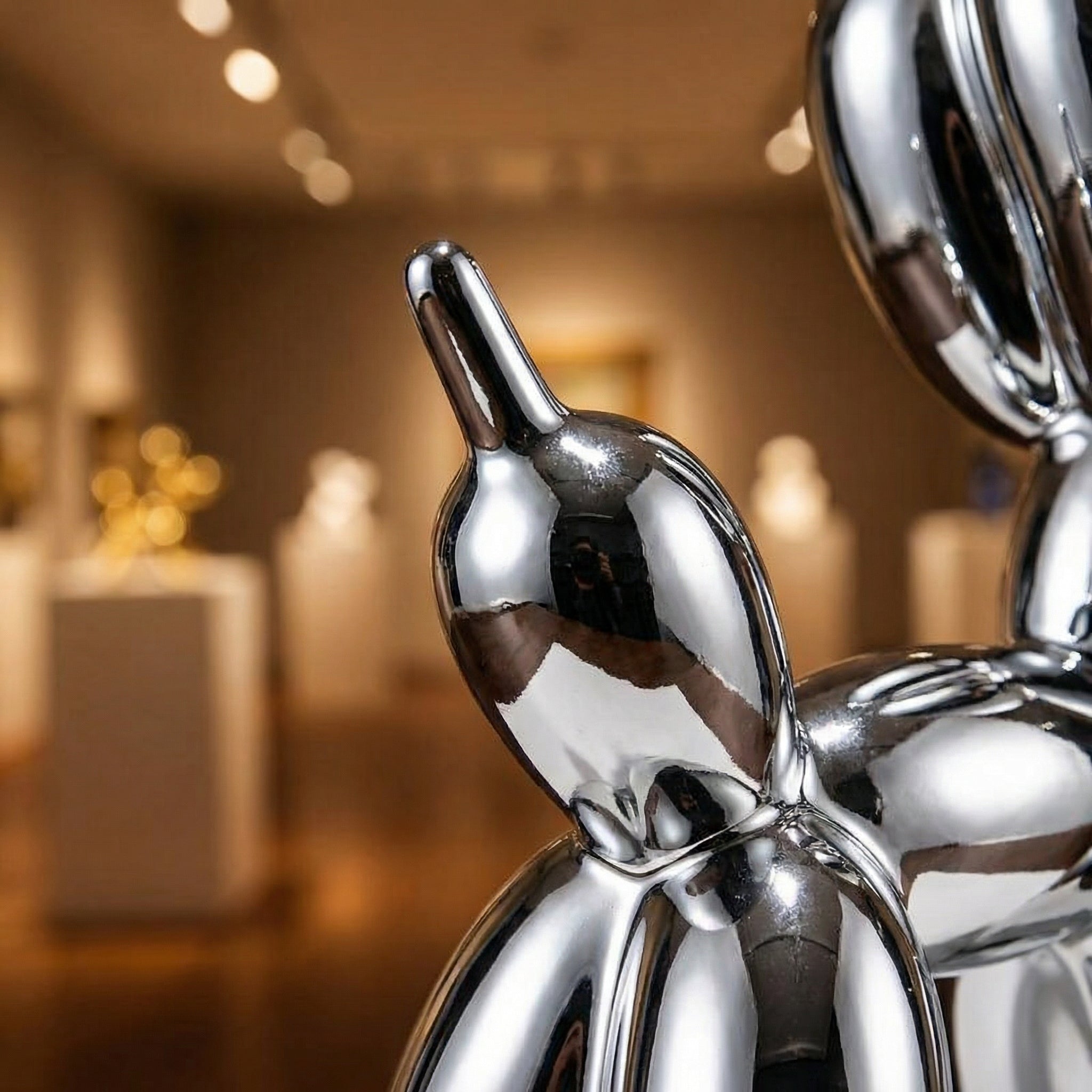Mirror Balloon Dog Sculpture
