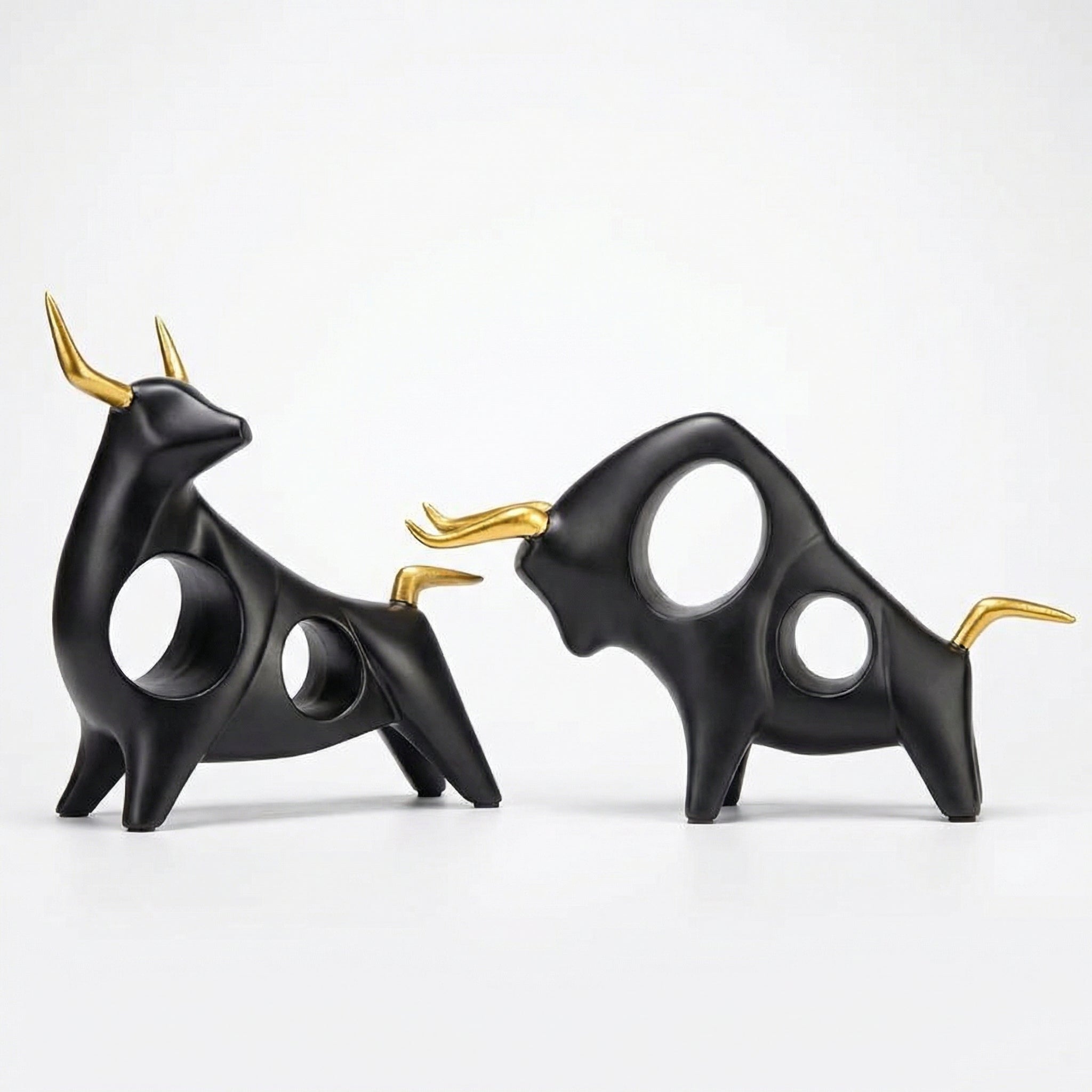 Apex Momentum Bull Sculpture